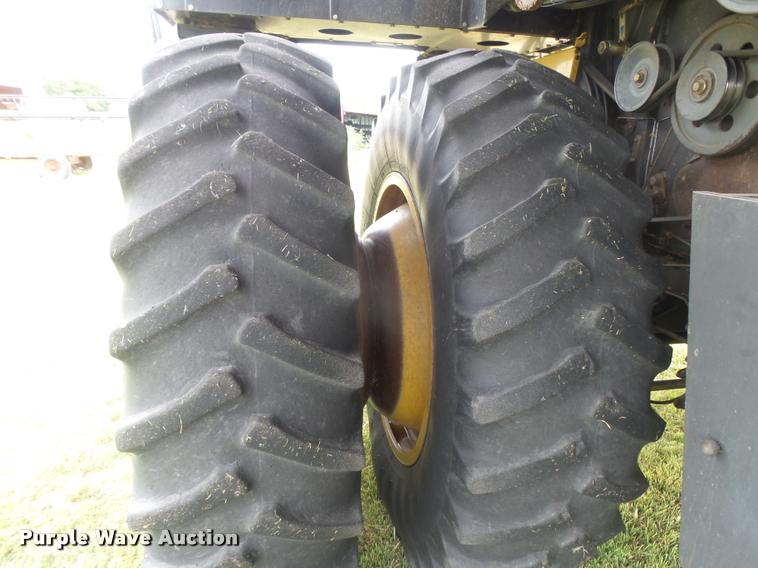 image for item DB2709 2002 Lexion 480R combine