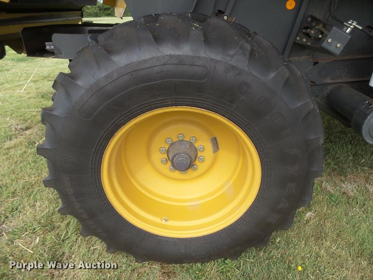 image for item DB2709 2002 Lexion 480R combine