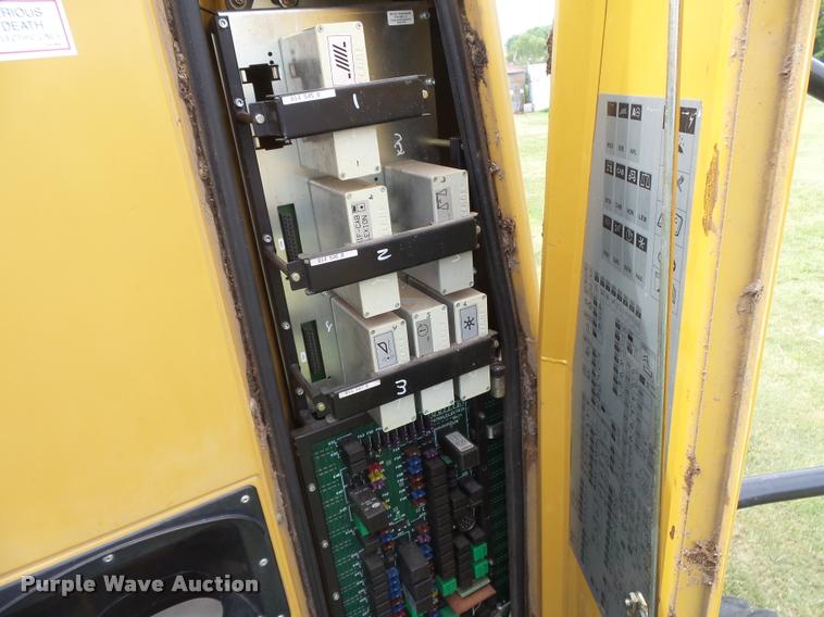 image for item DB2709 2002 Lexion 480R combine