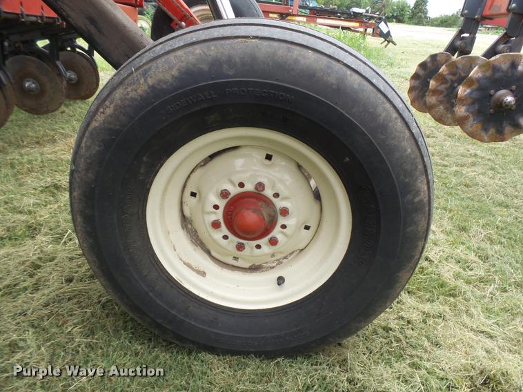 image for item DB2711 Case IH 5400 no-till mulch till drill