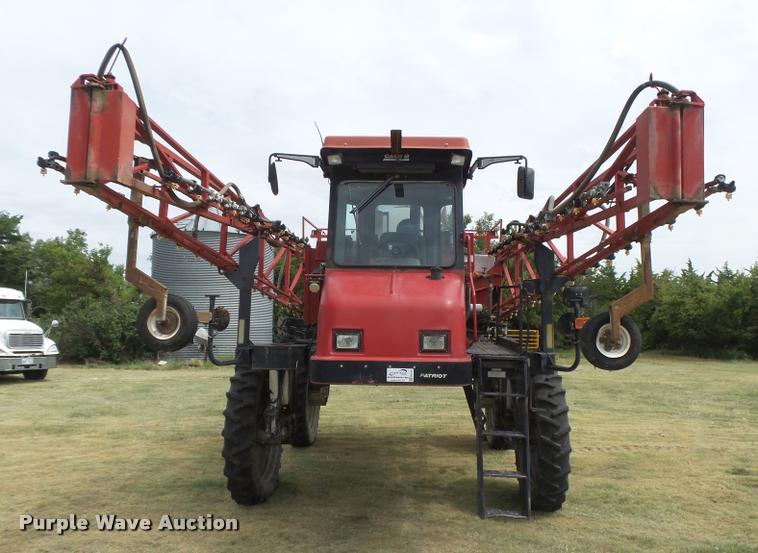 image for item DB2712 1999 Case IH SPX3185 Patriot self propelled sprayer