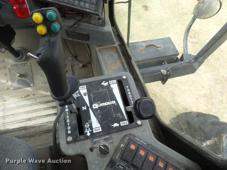 image for item DB2712 1999 Case IH SPX3185 Patriot self propelled sprayer