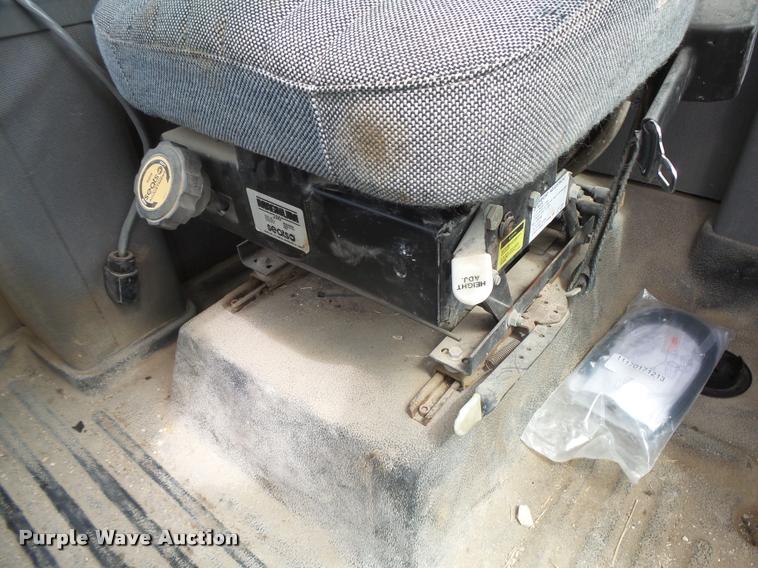 image for item DB2712 1999 Case IH SPX3185 Patriot self propelled sprayer