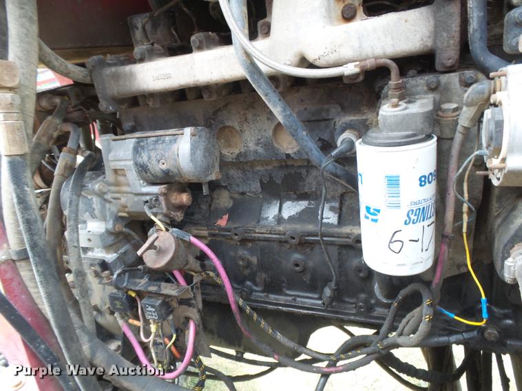 image for item DB2712 1999 Case IH SPX3185 Patriot self propelled sprayer