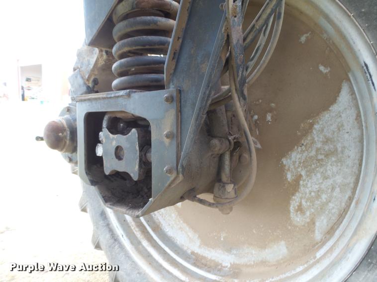 image for item DB2712 1999 Case IH SPX3185 Patriot self propelled sprayer