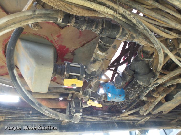 image for item DB2712 1999 Case IH SPX3185 Patriot self propelled sprayer