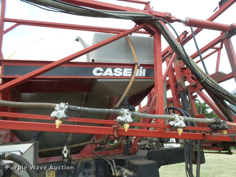 image for item DB2712 1999 Case IH SPX3185 Patriot self propelled sprayer