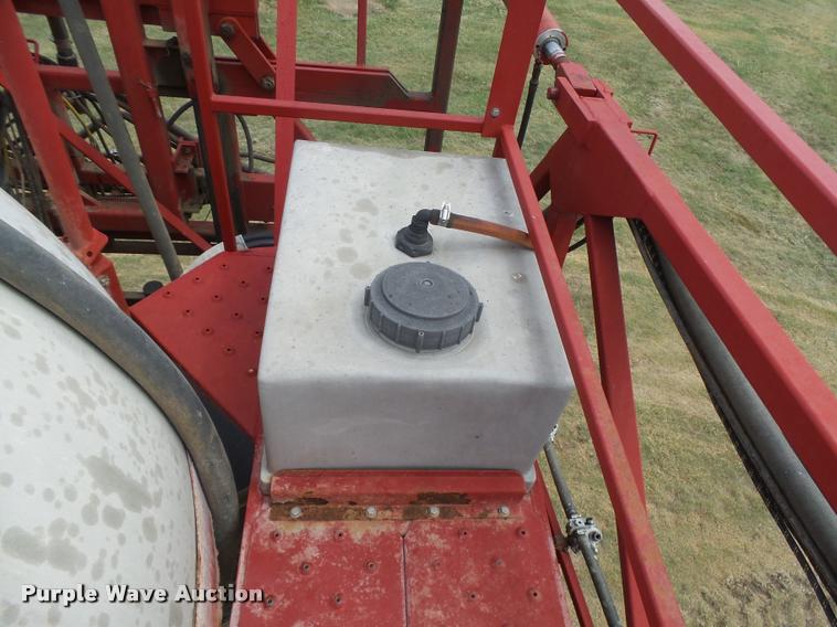 image for item DB2712 1999 Case IH SPX3185 Patriot self propelled sprayer