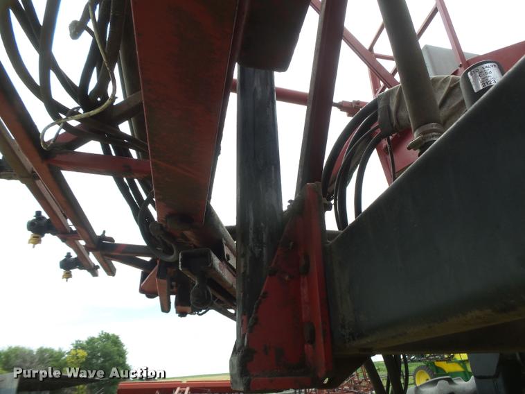 image for item DB2712 1999 Case IH SPX3185 Patriot self propelled sprayer