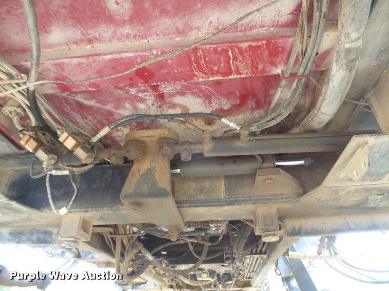 image for item DB2712 1999 Case IH SPX3185 Patriot self propelled sprayer