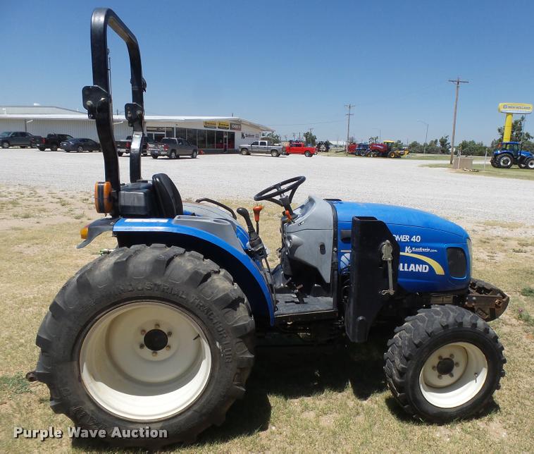 image for item DB2724 2012 New Holland Boomer 40 MFWD tractor