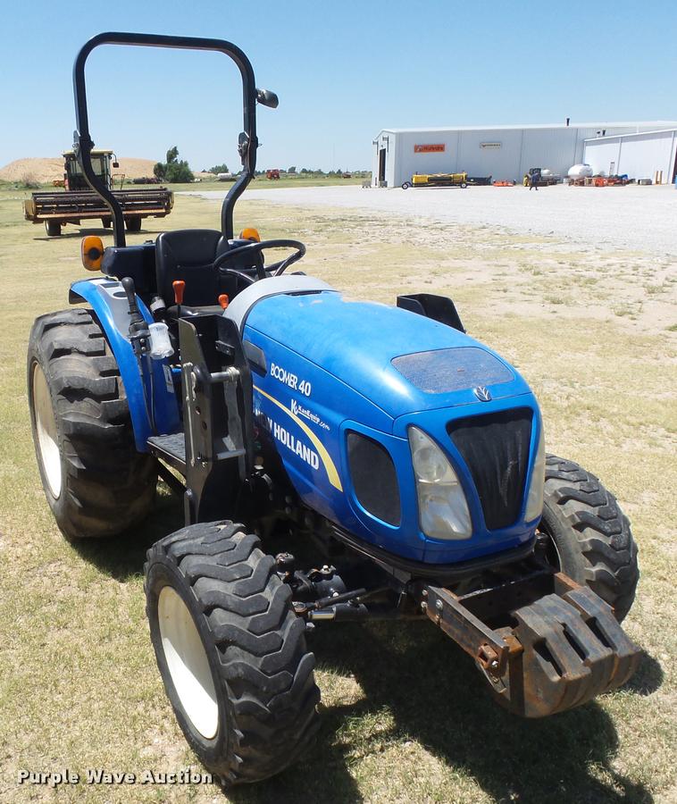 image for item DB2724 2012 New Holland Boomer 40 MFWD tractor