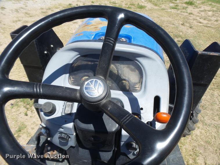 image for item DB2724 2012 New Holland Boomer 40 MFWD tractor