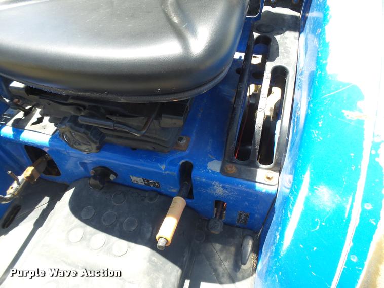 image for item DB2724 2012 New Holland Boomer 40 MFWD tractor