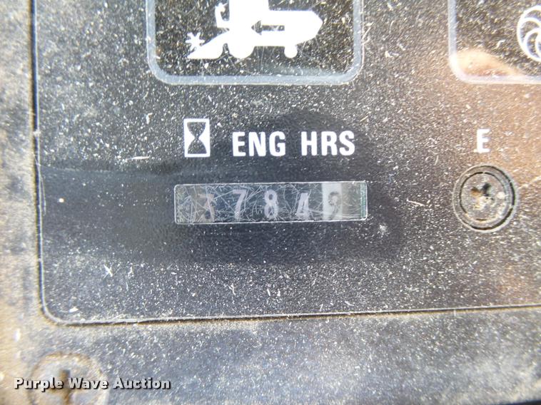 image for item DB2726 1986 Case IH 1680 combine