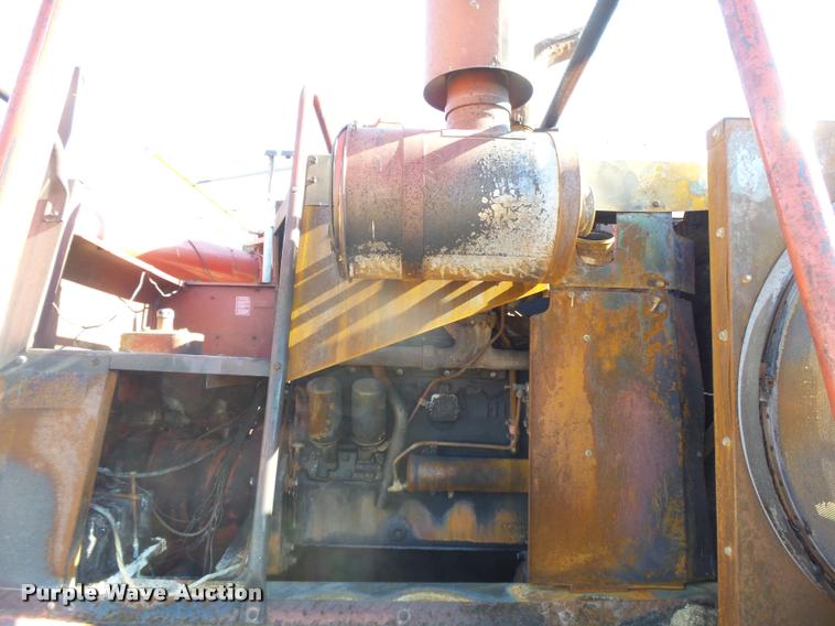 image for item DB2726 1986 Case IH 1680 combine