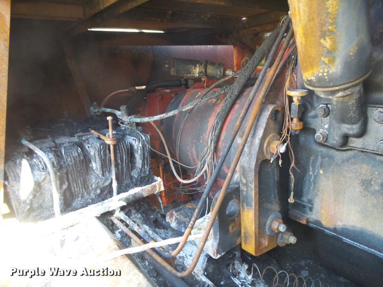 image for item DB2726 1986 Case IH 1680 combine