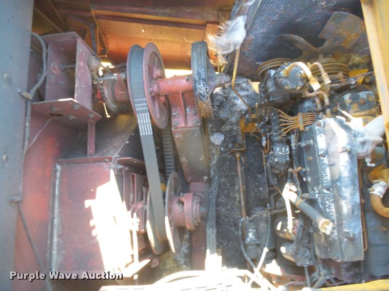 image for item DB2726 1986 Case IH 1680 combine