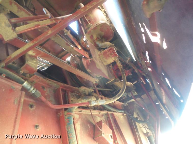 image for item DB2726 1986 Case IH 1680 combine