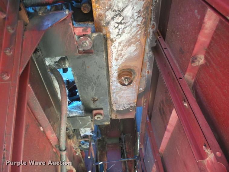 image for item DB2726 1986 Case IH 1680 combine