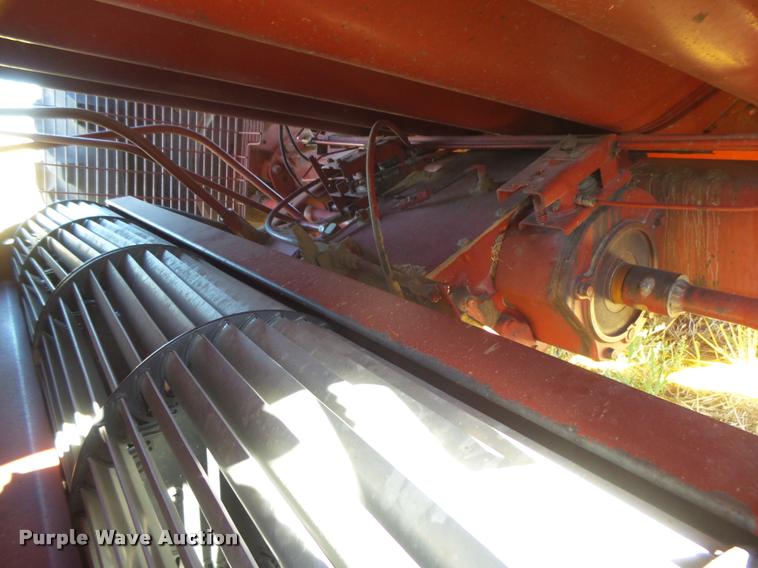 image for item DB2726 1986 Case IH 1680 combine