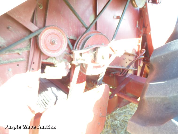 image for item DB2726 1986 Case IH 1680 combine