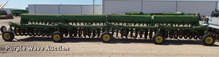 image for item DB2727 (4) John Deere 9300 grain drills