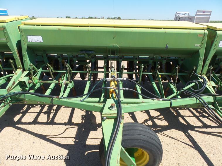 image for item DB2727 (4) John Deere 9300 grain drills