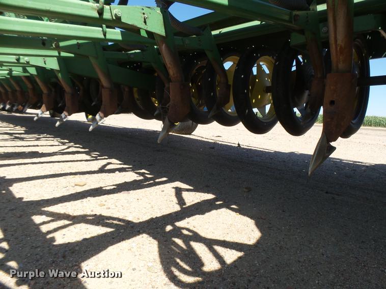 image for item DB2727 (4) John Deere 9300 grain drills