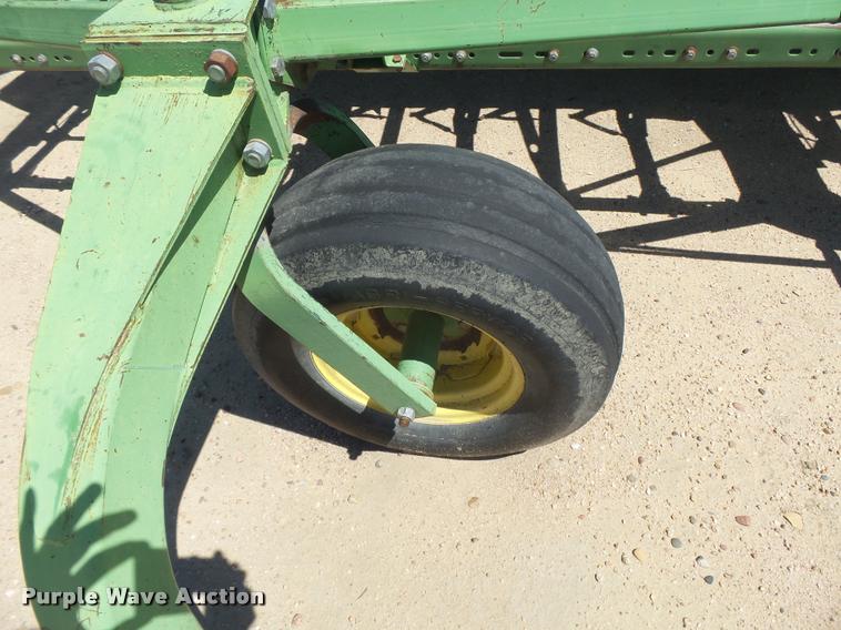 image for item DB2727 (4) John Deere 9300 grain drills