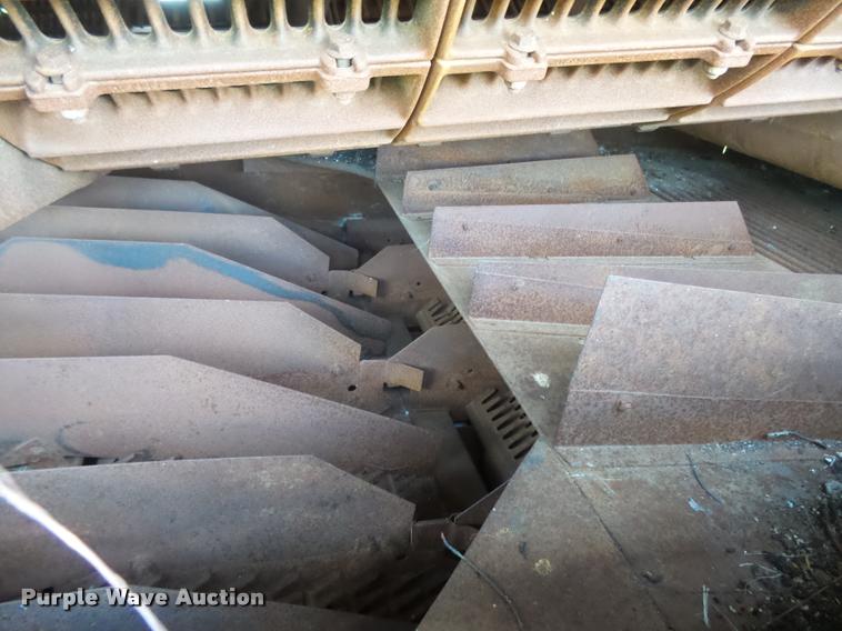 image for item DB2738 2012 John Deere S690 combine