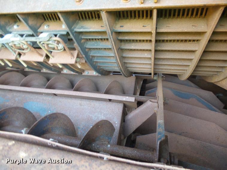 image for item DB2738 2012 John Deere S690 combine