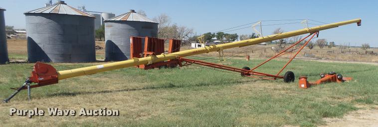 image for item DB2739 Westfield MK100-71 grain auger