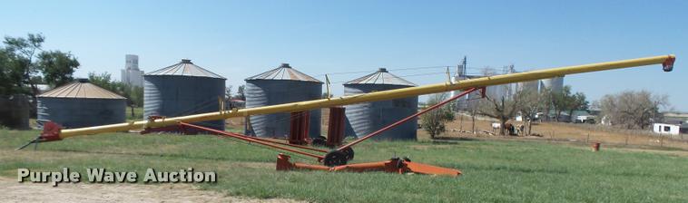 image for item DB2739 Westfield MK100-71 grain auger