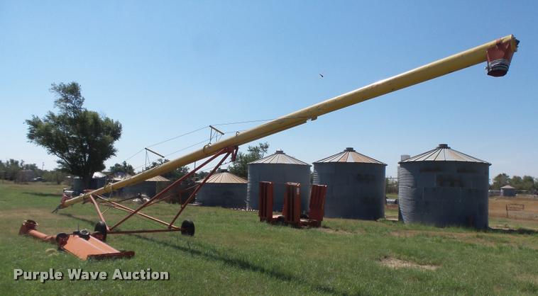 image for item DB2739 Westfield MK100-71 grain auger