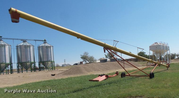 image for item DB2739 Westfield MK100-71 grain auger