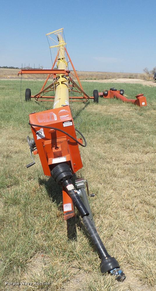 image for item DB2739 Westfield MK100-71 grain auger