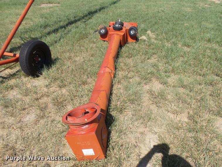 image for item DB2739 Westfield MK100-71 grain auger