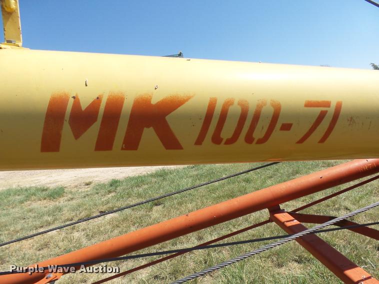 image for item DB2739 Westfield MK100-71 grain auger