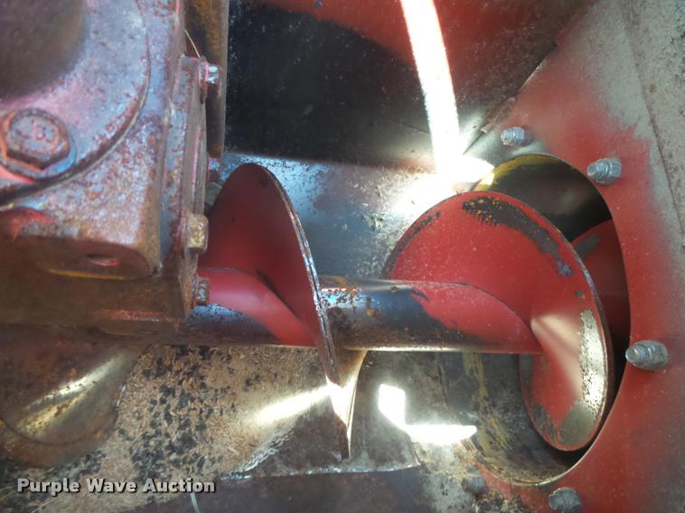 image for item DB2739 Westfield MK100-71 grain auger