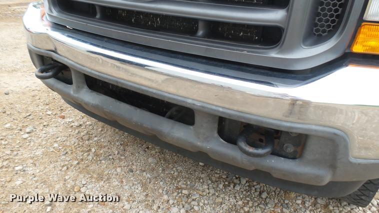 image for item DB3325 2001 Ford F550 flatbed truck