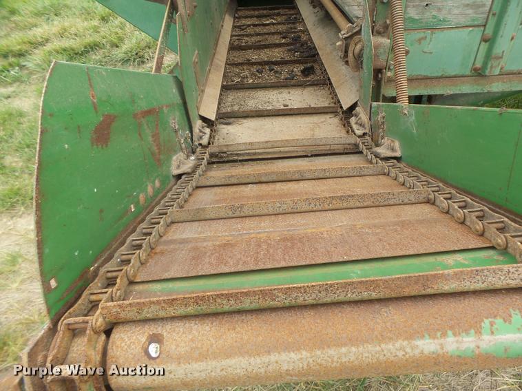 image for item DB5819 John Deere 112 silage wagon