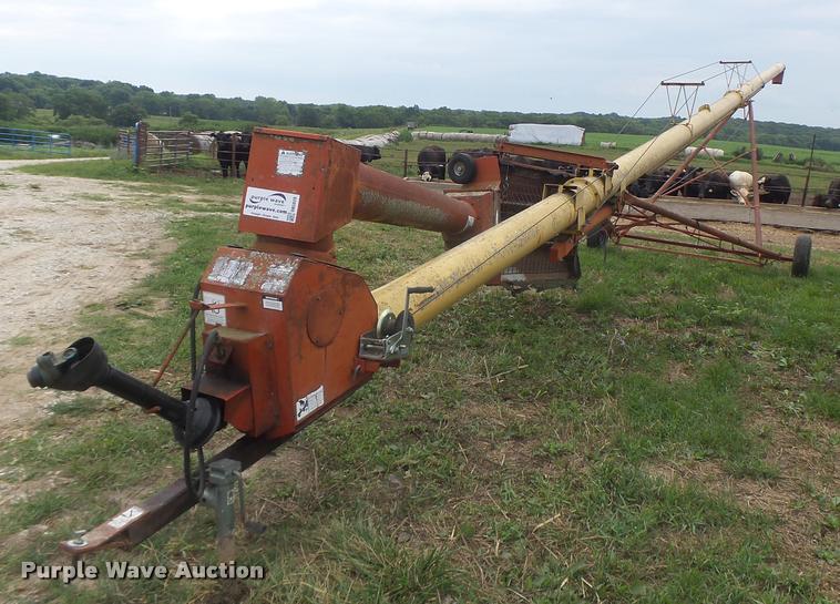 image for item DB5820 Westfield grain auger