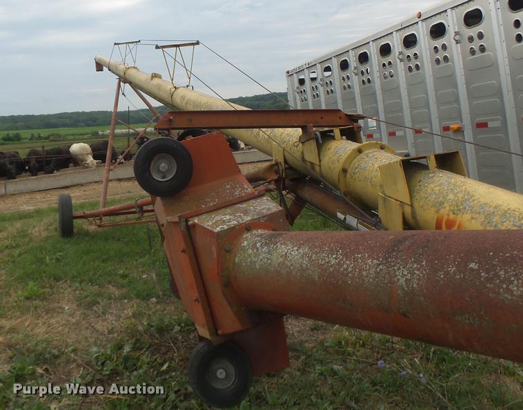 image for item DB5820 Westfield grain auger