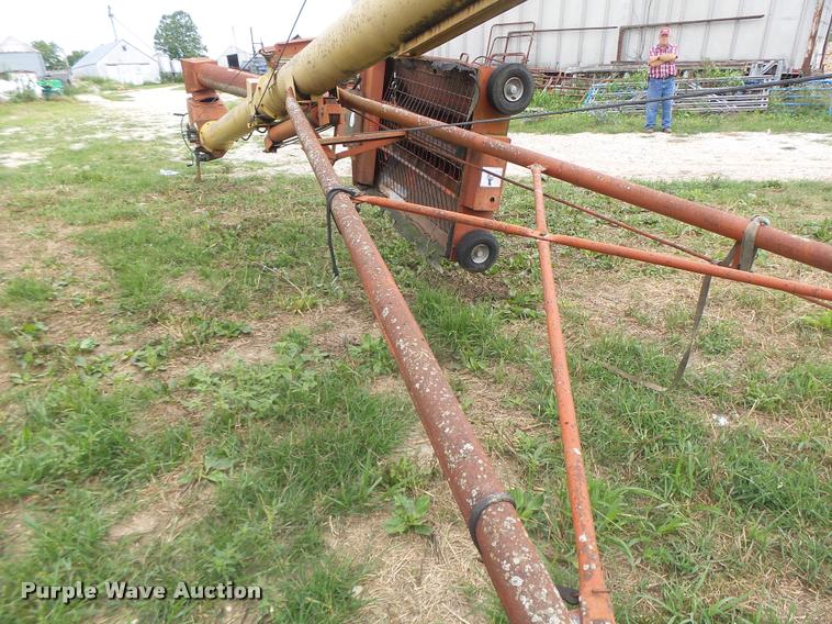 image for item DB5820 Westfield grain auger