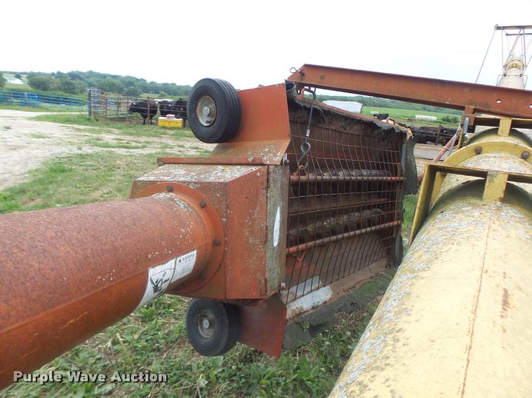 image for item DB5820 Westfield grain auger