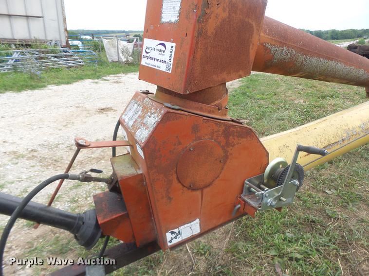 image for item DB5820 Westfield grain auger