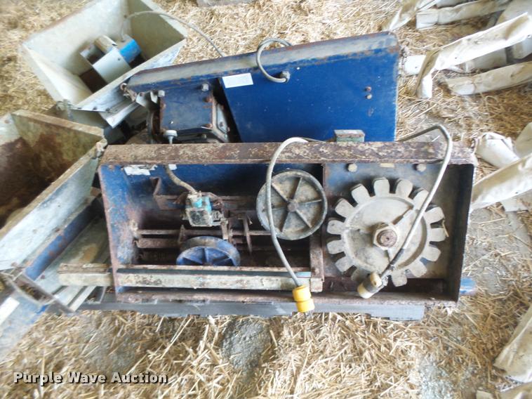 image for item DB5824 Cablevey individual drop feeders