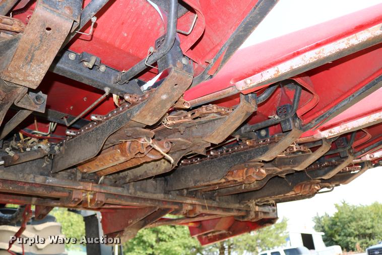 image for item DB9269 2002 Case IH 2208 corn head