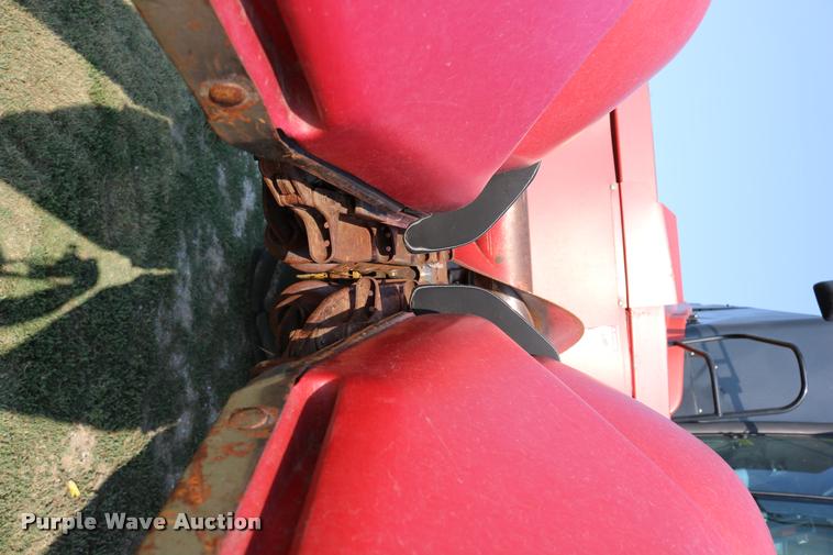 image for item DB9269 2002 Case IH 2208 corn head